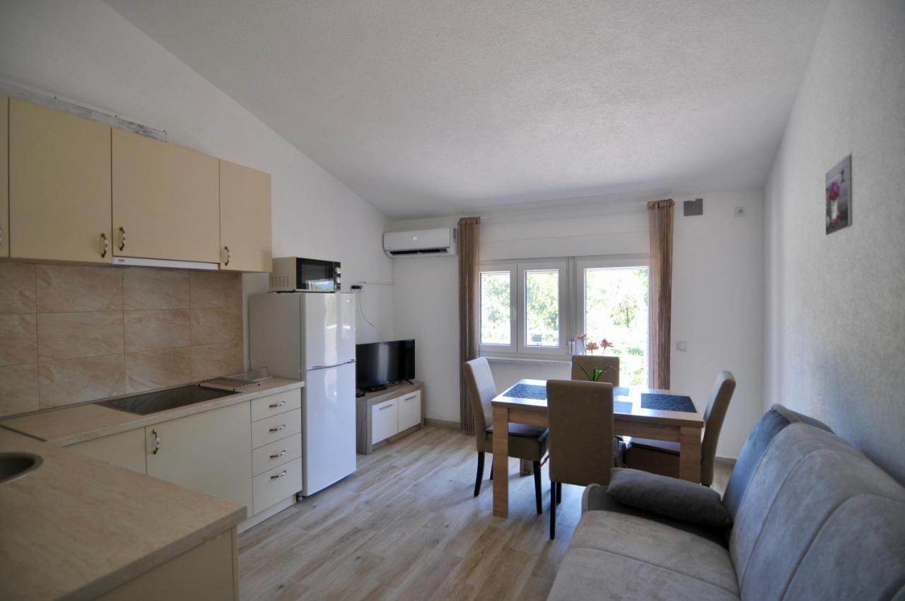 Netho Apartments Brda Mrcevac Exteriér fotografie